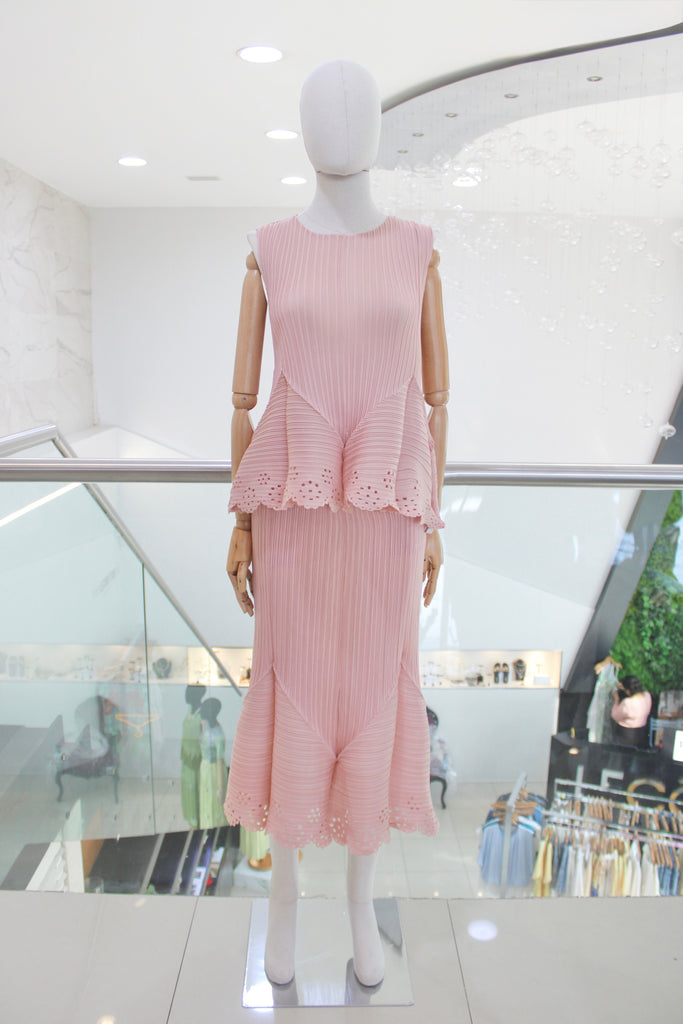 Conjunto plisado rosa claro