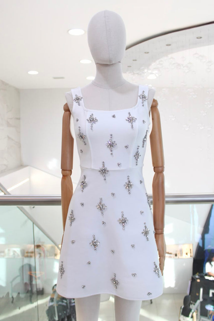 Vestido corto blanco