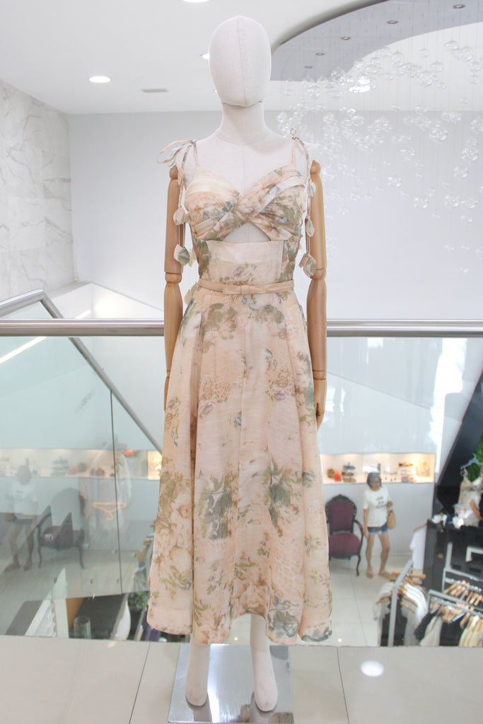 Vestido nude floral