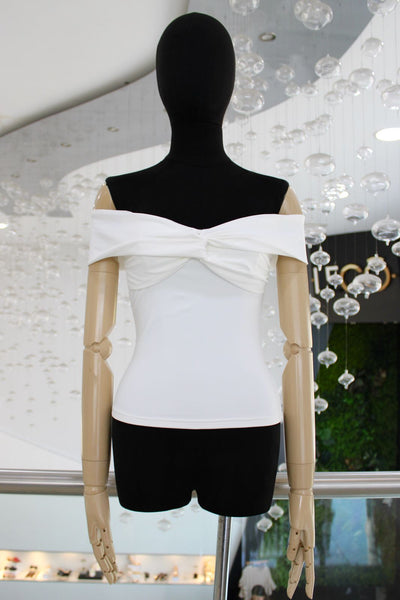 Blusa blanca a hombros
