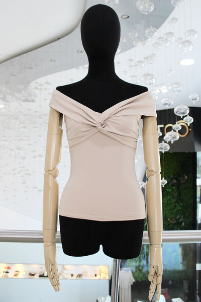 Blusa beige a hombros
