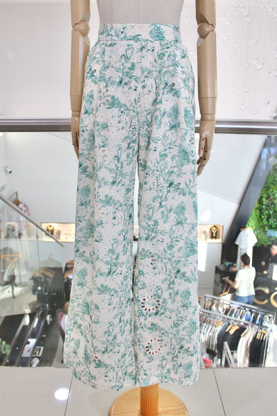 Pantalón floral verde claro