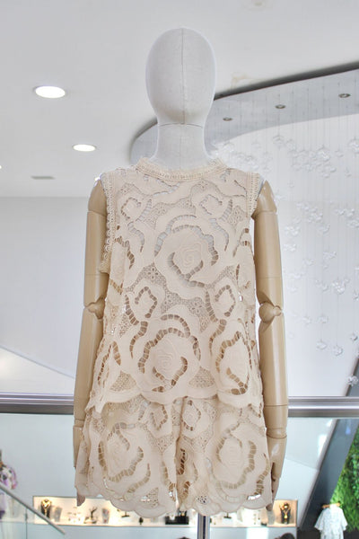 Conjunto bordado beige