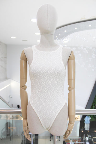 Body beige claro