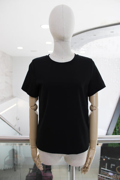 T-shirt negra