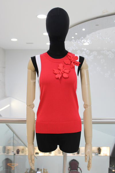 Blusa tejida roja con flor 3D