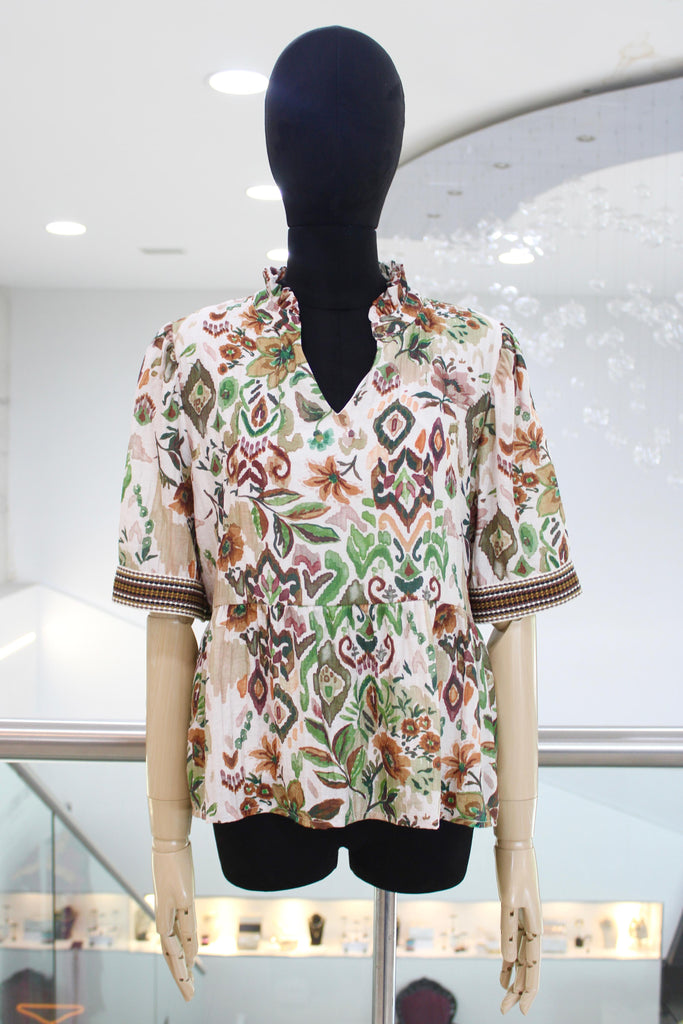 Blusa estampada café y verde