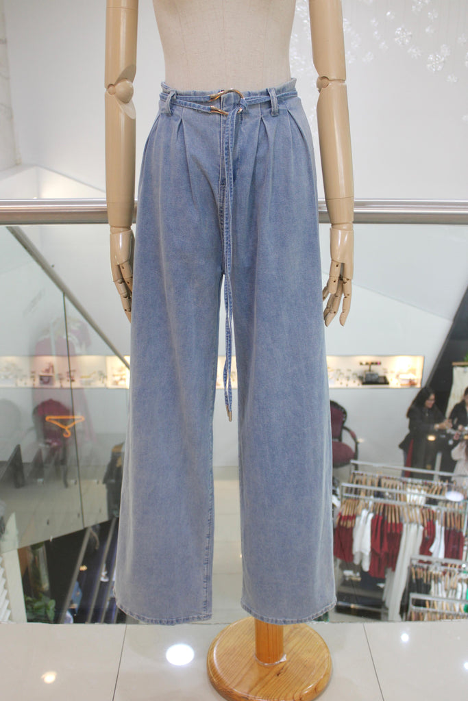 Pantalón denim azul claro