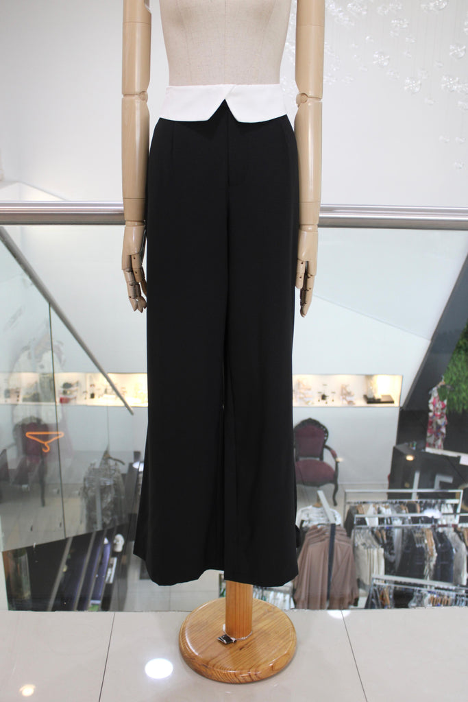 Pantalón de vestir negro con blanco