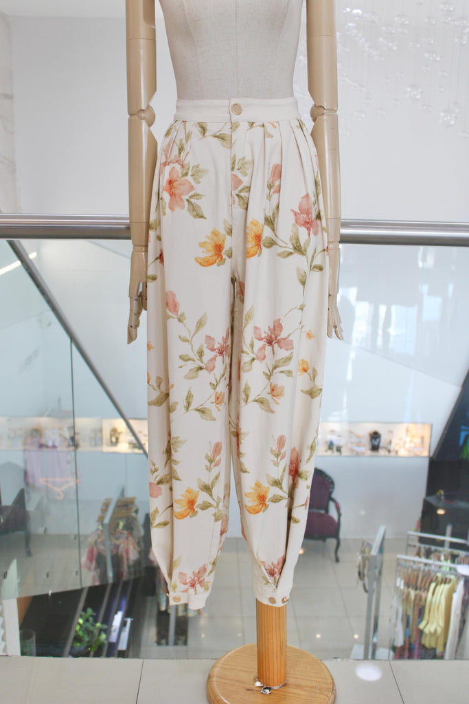 Pantalón harem floral