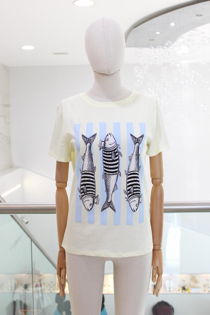 T-shirt amarilla peces