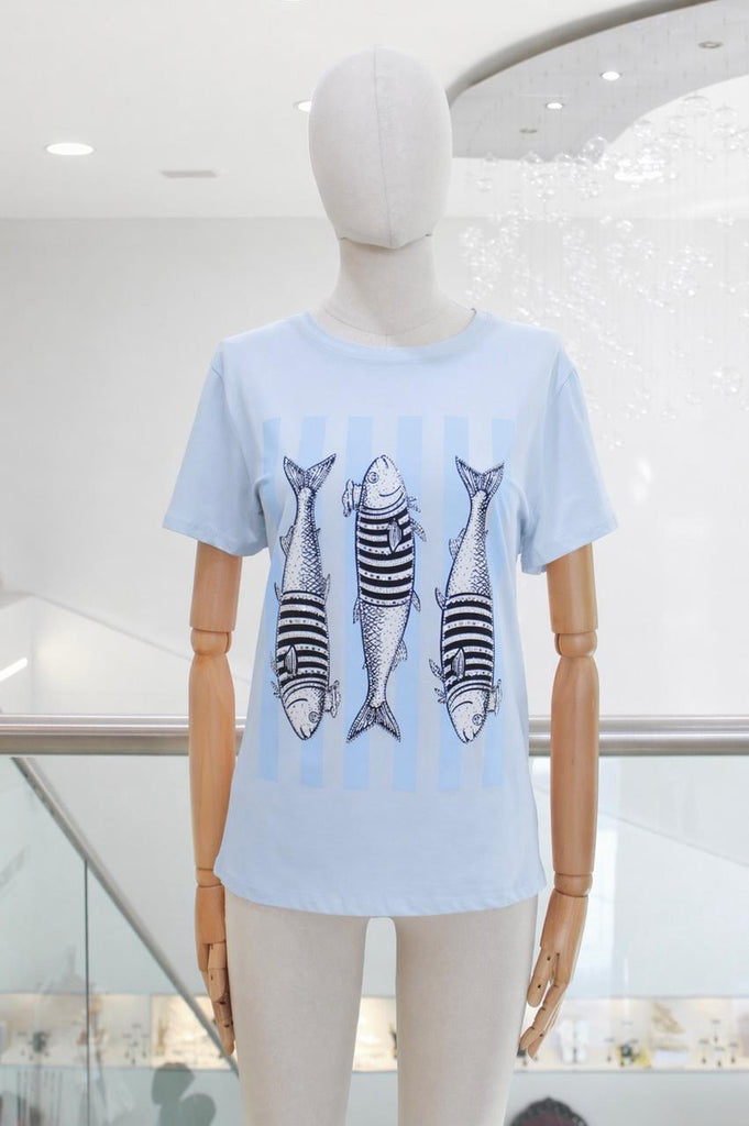 T-shirt azul peces