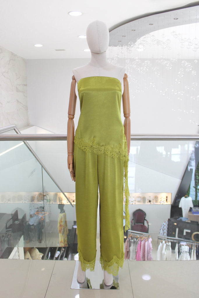 Conjunto satinado verde olivo