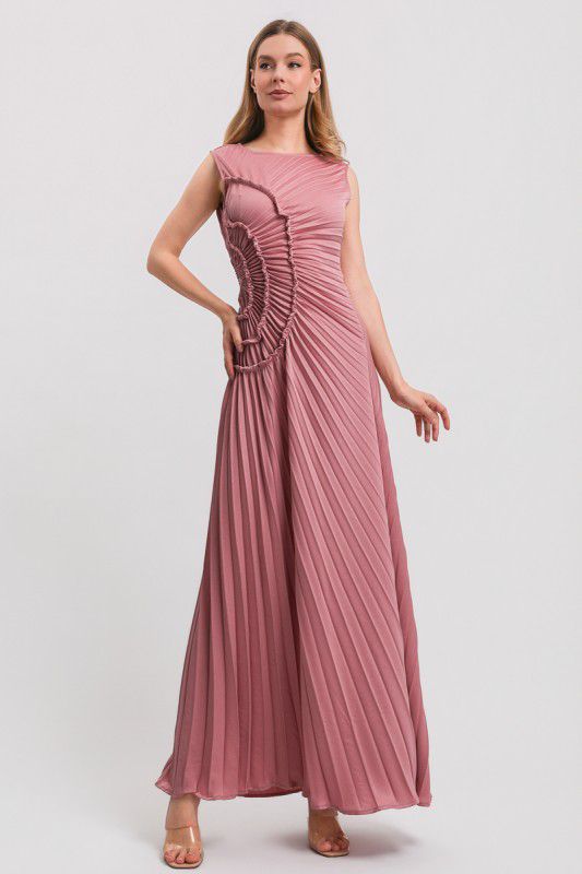 Vestido plisado rosa