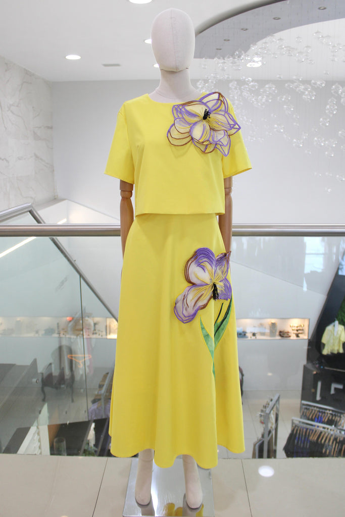 Conjunto amarillo maxi flor