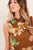 Blusa café floral