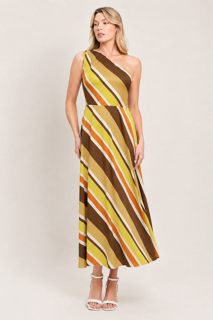 Vestido a un hombro mostaza