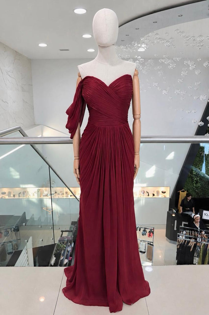 Vestido rojo a un hombro