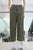 Pantalón verde líneas