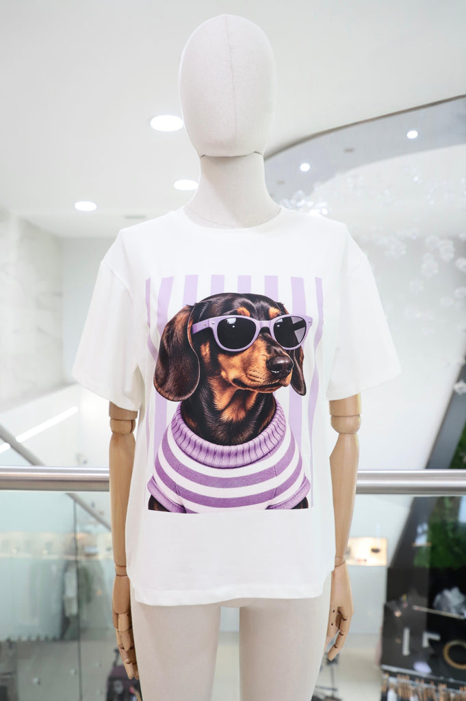 T-shirt perrito salchicha lila