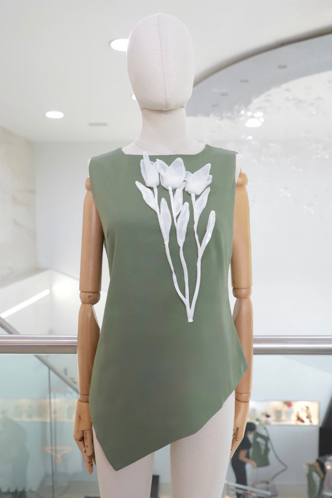 Blusa asimétrica verde
