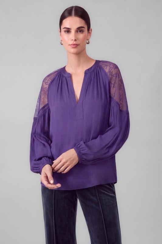 Blusa morada encaje