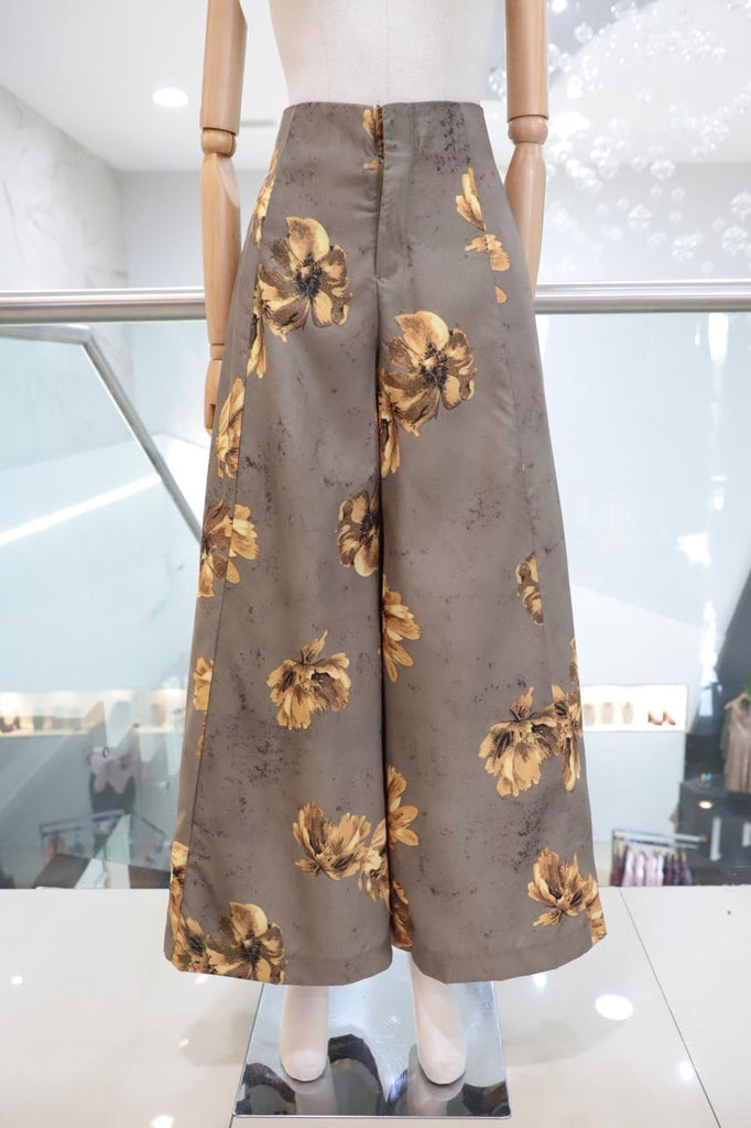 Pantalón amplio floral