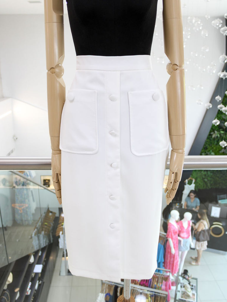 Falda blanca con botones